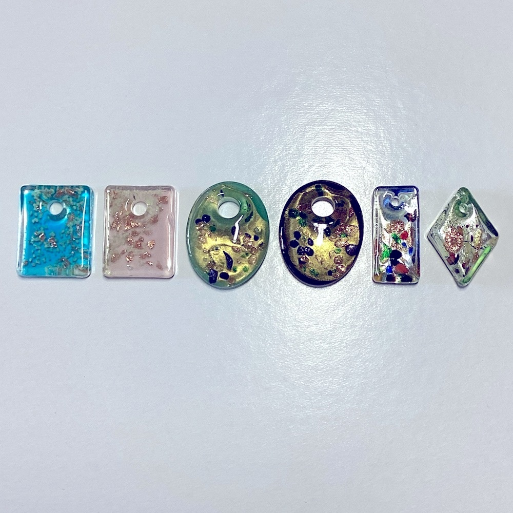 Colorful glass pendants (set C)